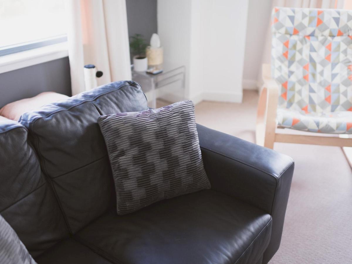 Pass The Keys Lovely 2-Bed Flat Glasgow Harbour Free Parking ภายนอก รูปภาพ