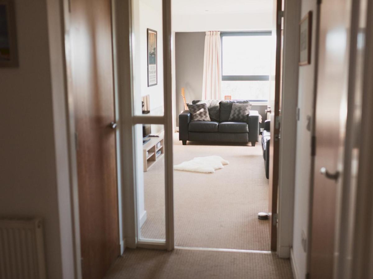 Pass The Keys Lovely 2-Bed Flat Glasgow Harbour Free Parking ภายนอก รูปภาพ