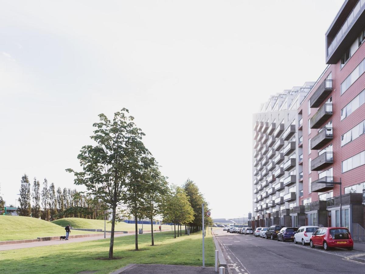 Pass The Keys Lovely 2-Bed Flat Glasgow Harbour Free Parking ภายนอก รูปภาพ